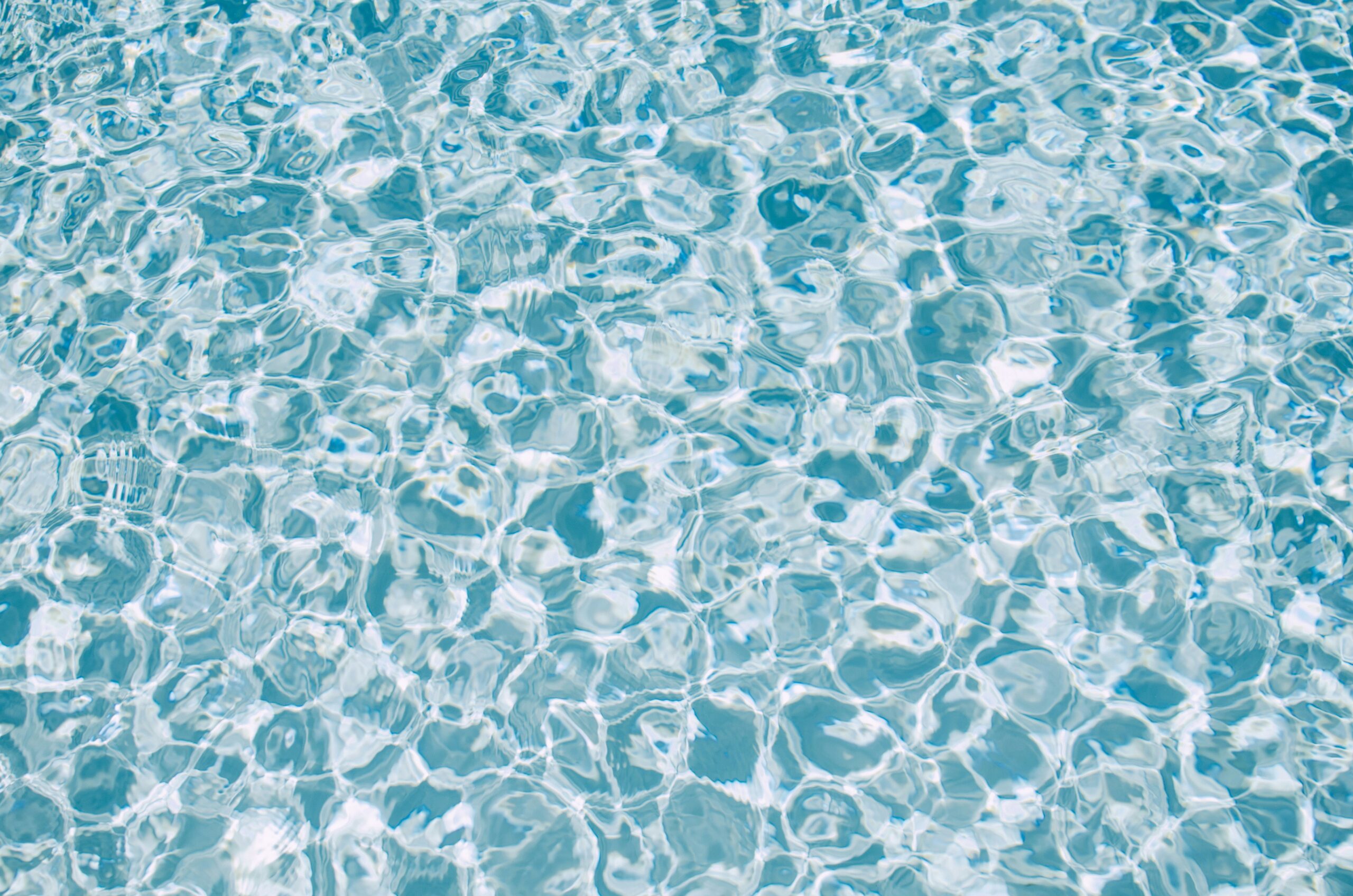 How Do I Identify Safe Drinking Water Sources In The Wild?